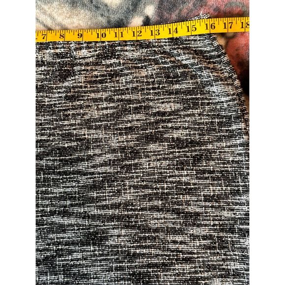 391. Women’s Max Studio Tweed Pencil Skirt Black White Elastic Waist L - Picture 4 of 6